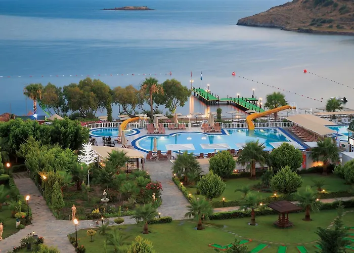 Yalikavak Hotels for Romantic Getaway near Yalikavak Halk Plaji