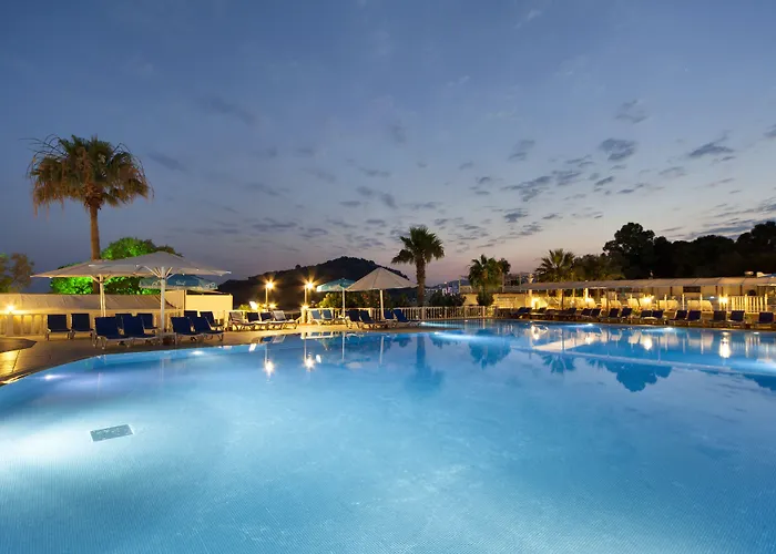 Yalikavak Hotels for Romantic Getaway near Kudur Halk Plaji
