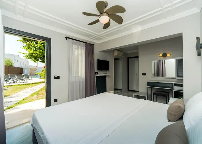 Yalikavak hotels near Kudur Halk Plaji