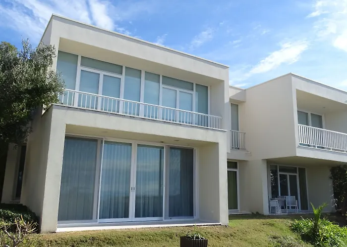 Yalikavak Pet Friendly Lodging and Hotels near Yalikavak Marina